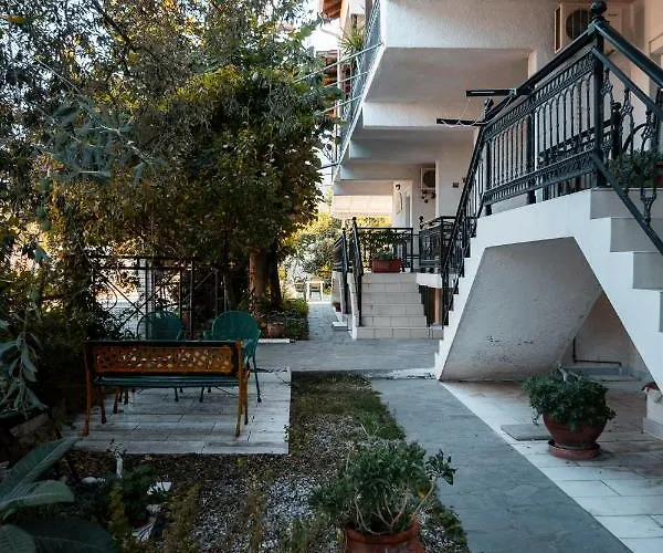 安松公寓式酒店 *